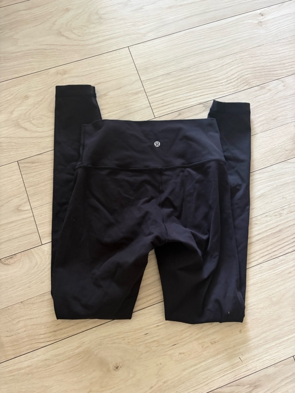 Lululemon Wunder Under Size 6 Black Yoga Leggings 31 inseam